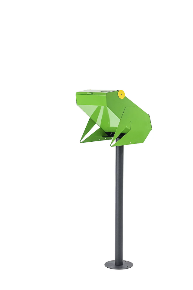Free Standing Frog Mailbox